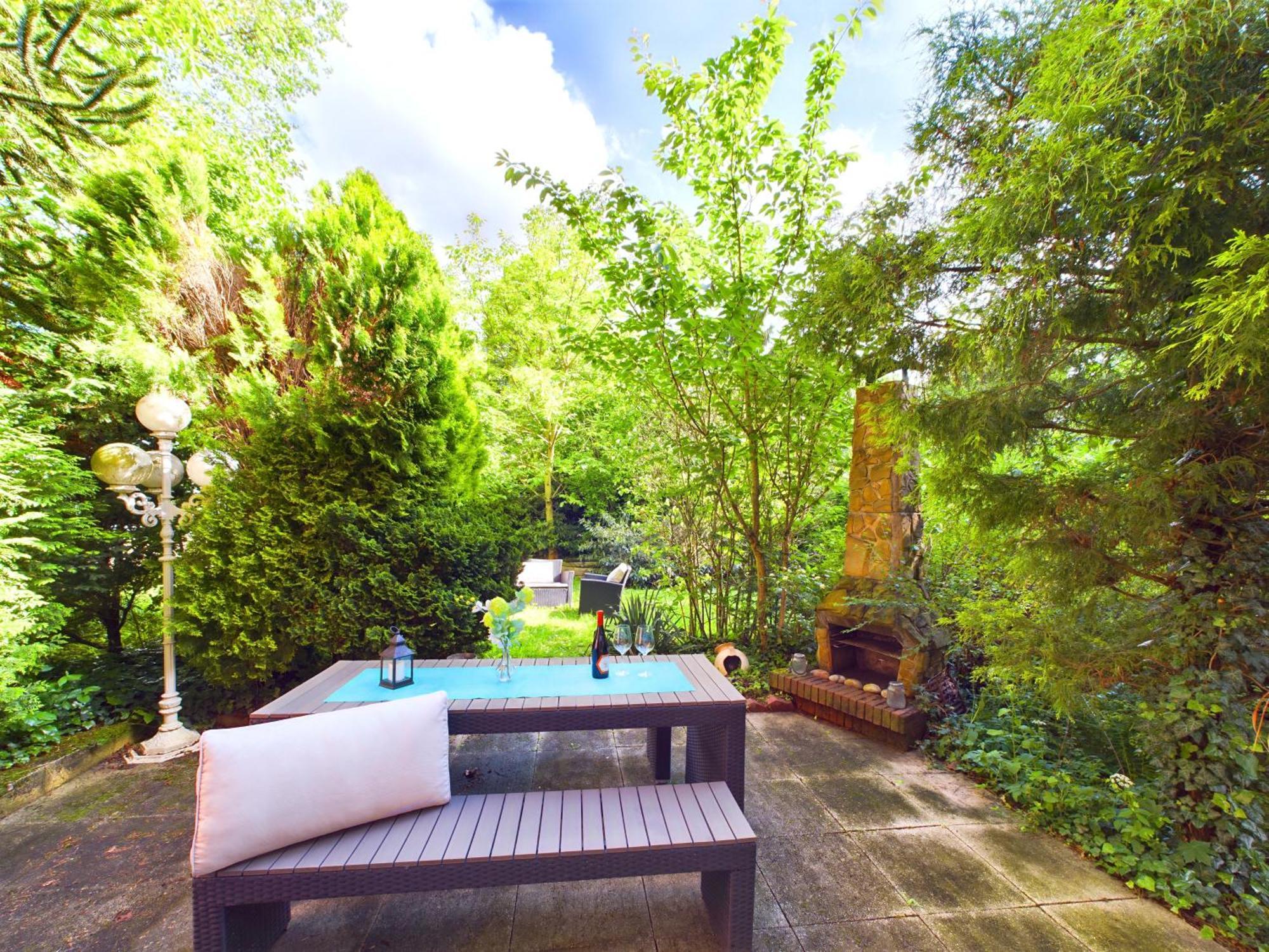 Kurpark I Garten I Parkplatz Wiesbaden Ngoại thất bức ảnh